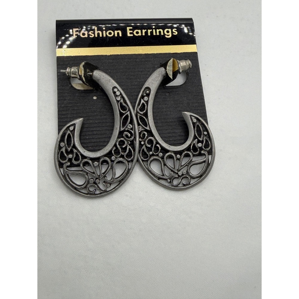Vintage Silver Tone Filigree Hoop Earrings Openwork Scroll Crescent Boho Dangle